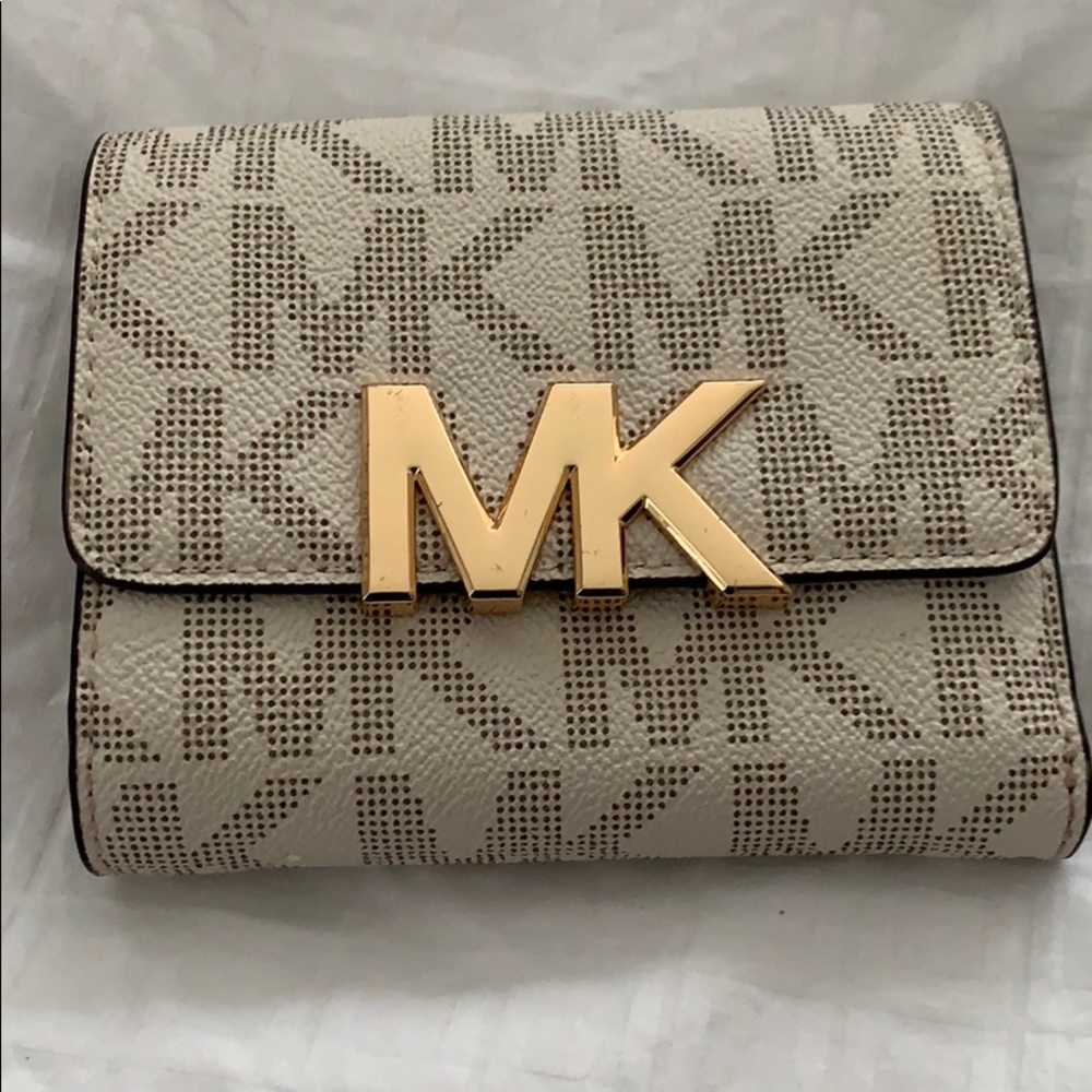 Michael Kors trifold Wallet